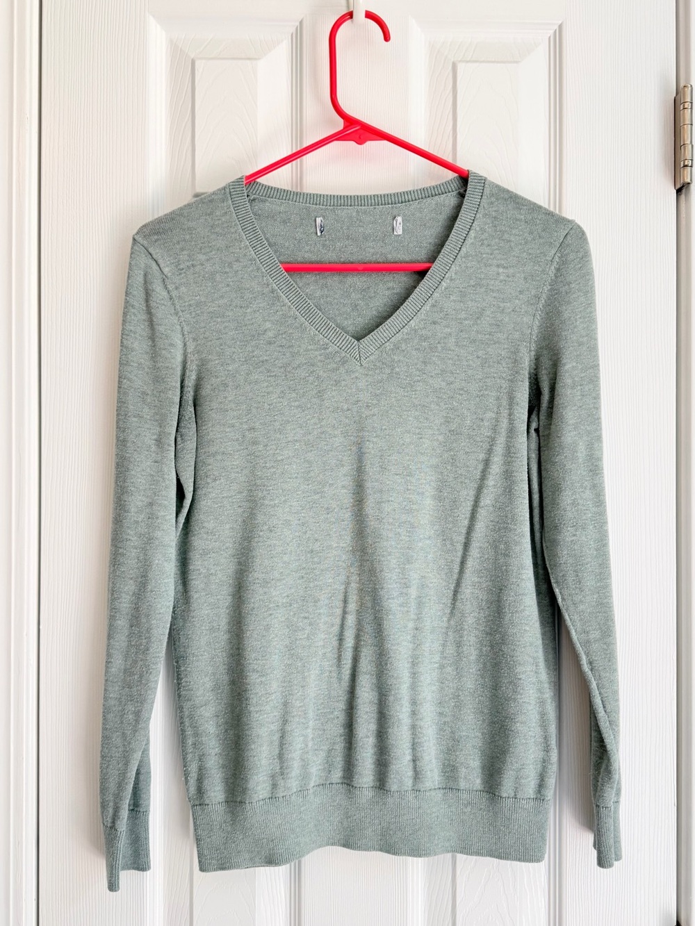 Classic V-Neck Lightweight Sweater in Sage Green